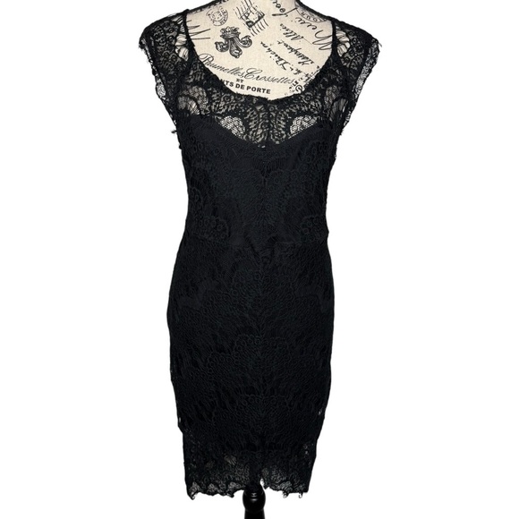 Free People Intimately Black Peekaboo Eyelash Lace Hi-Low Bodycon Lace Dress M - Picture 2 of 16